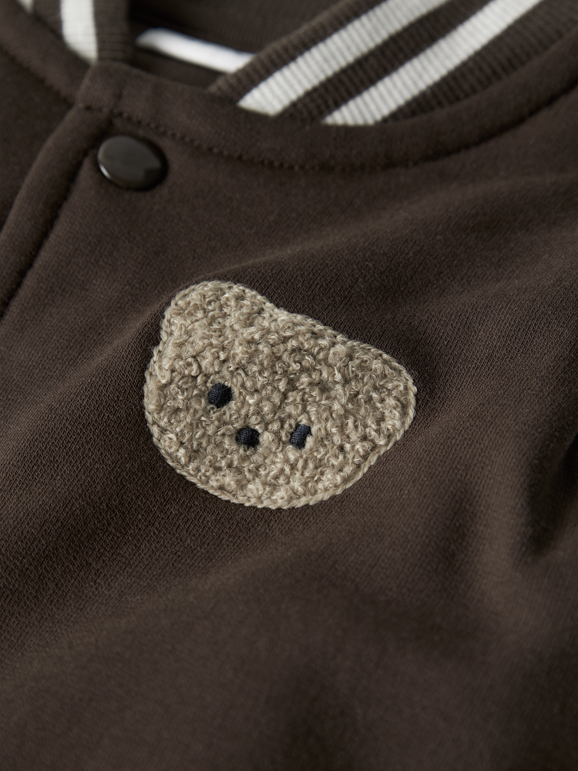 model_shot-front_full